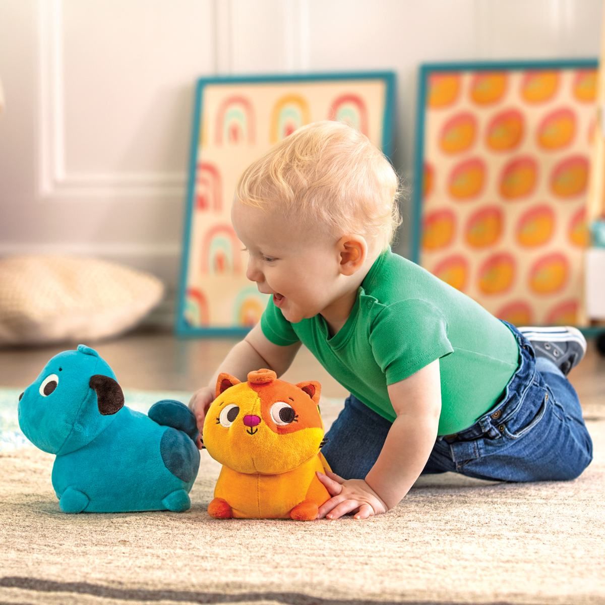 Interactive cat plushie