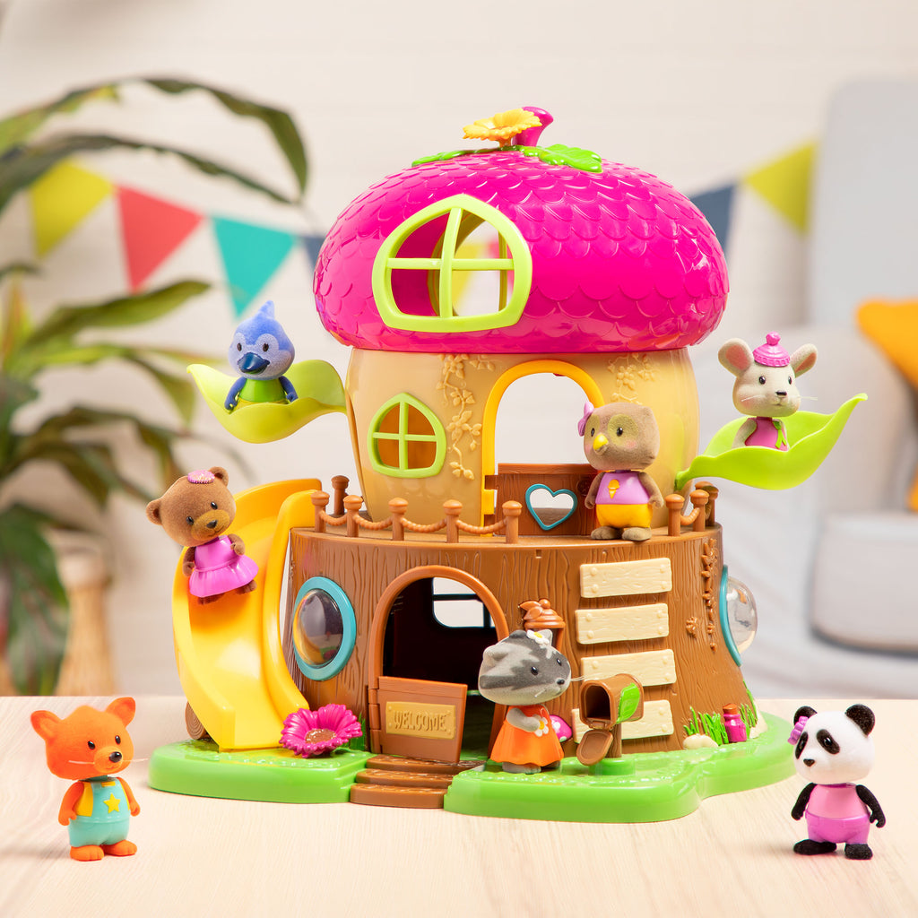 Acorn treehouse playset