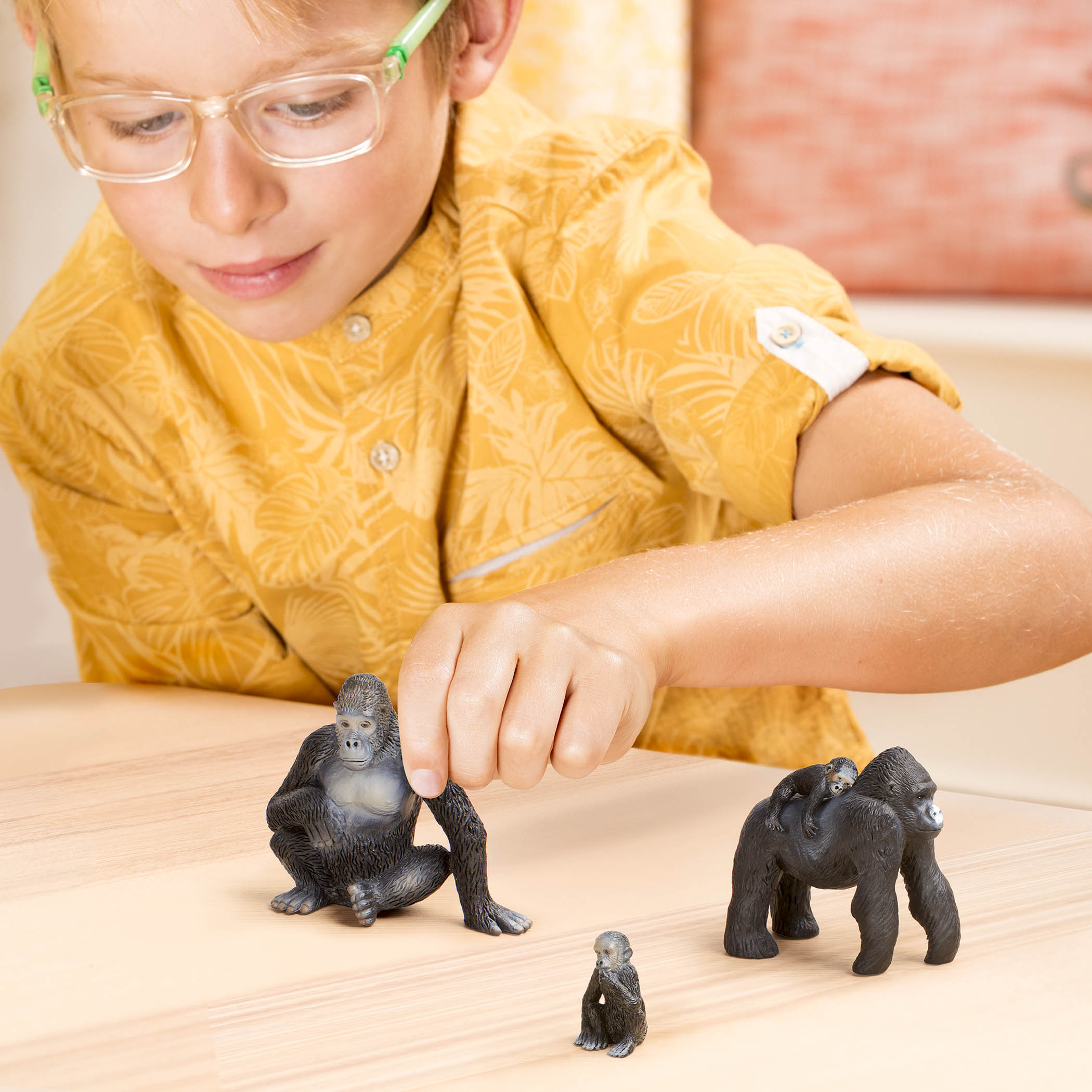 Toy gorilla figurines