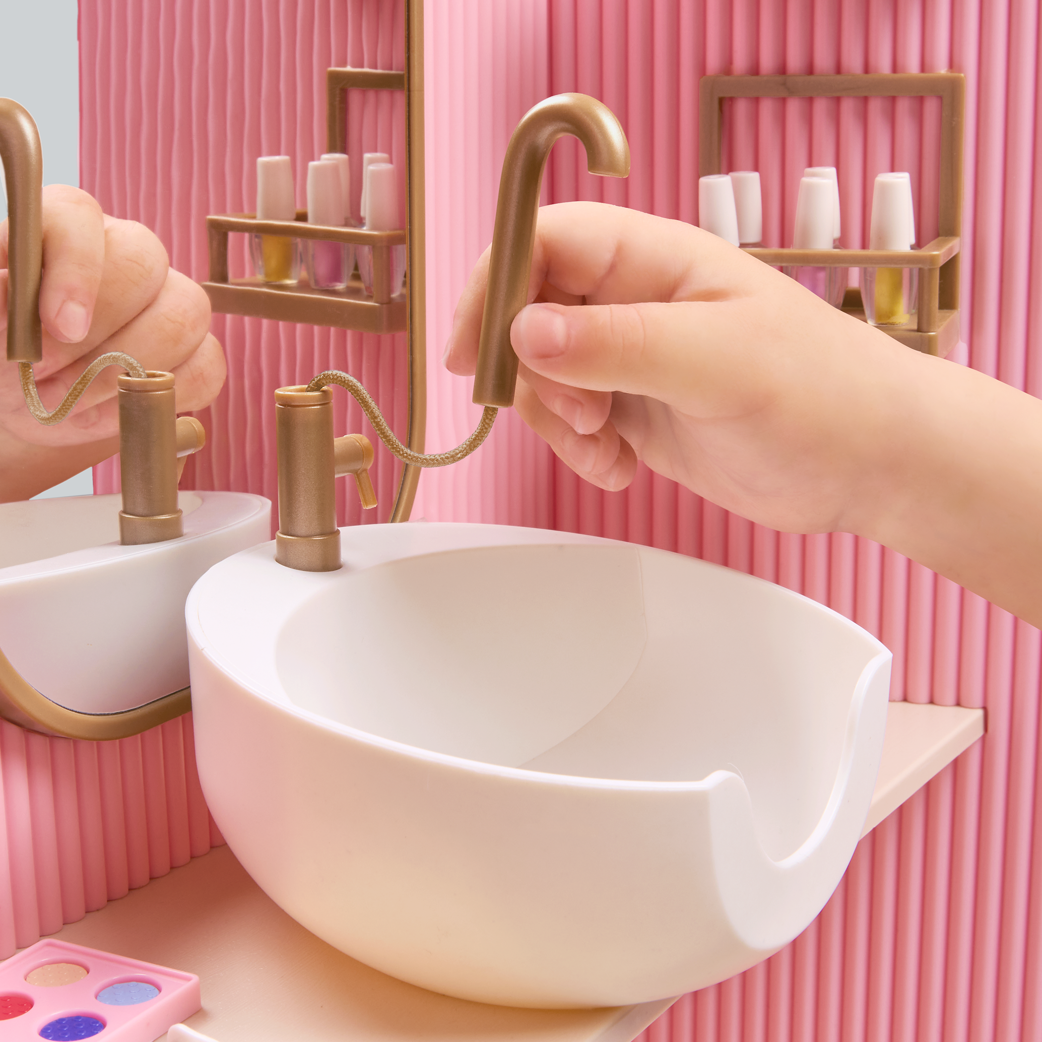 Our Generation Style & Shine Hair Salon for 18-inch Dolls