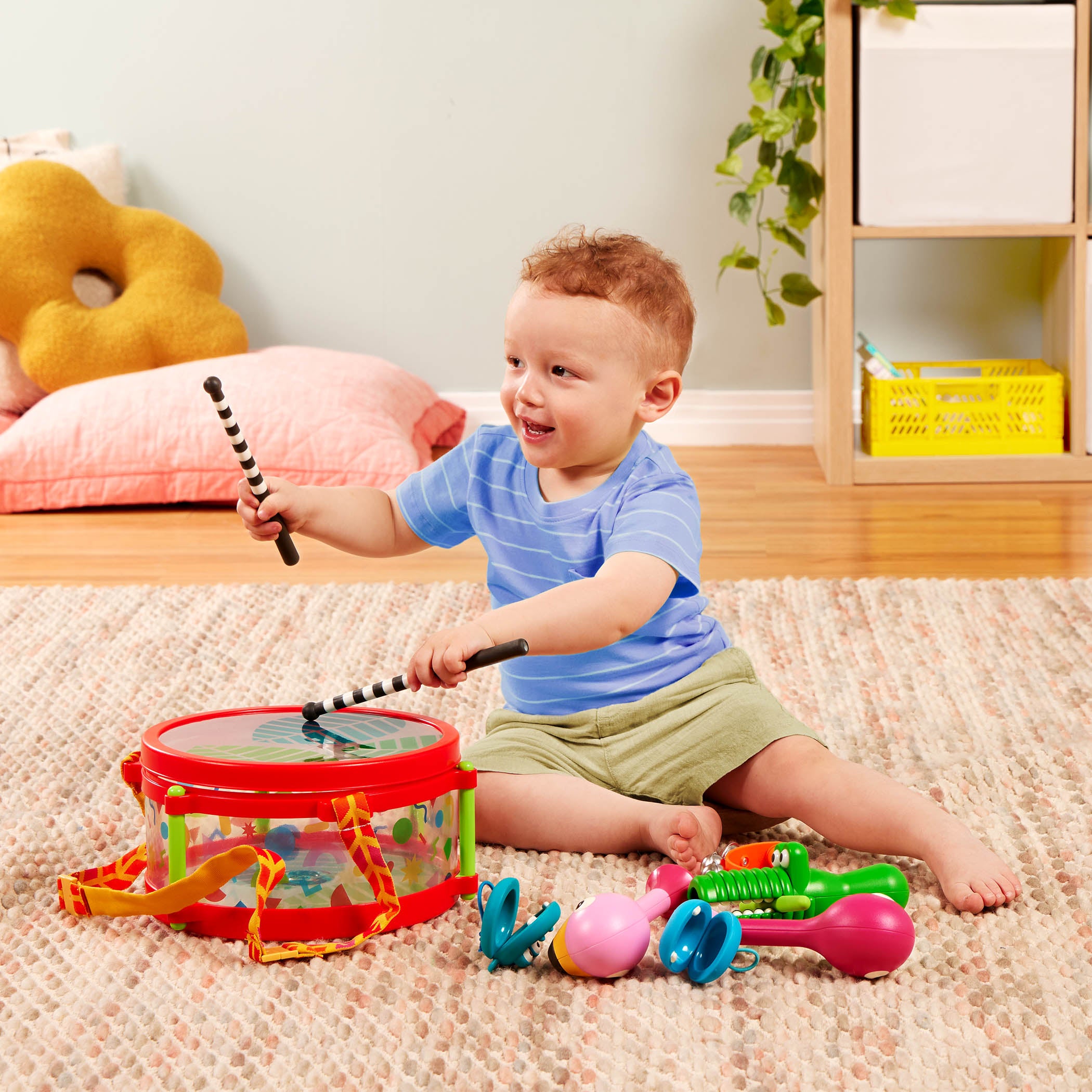Percussion set in drum storage case with strap