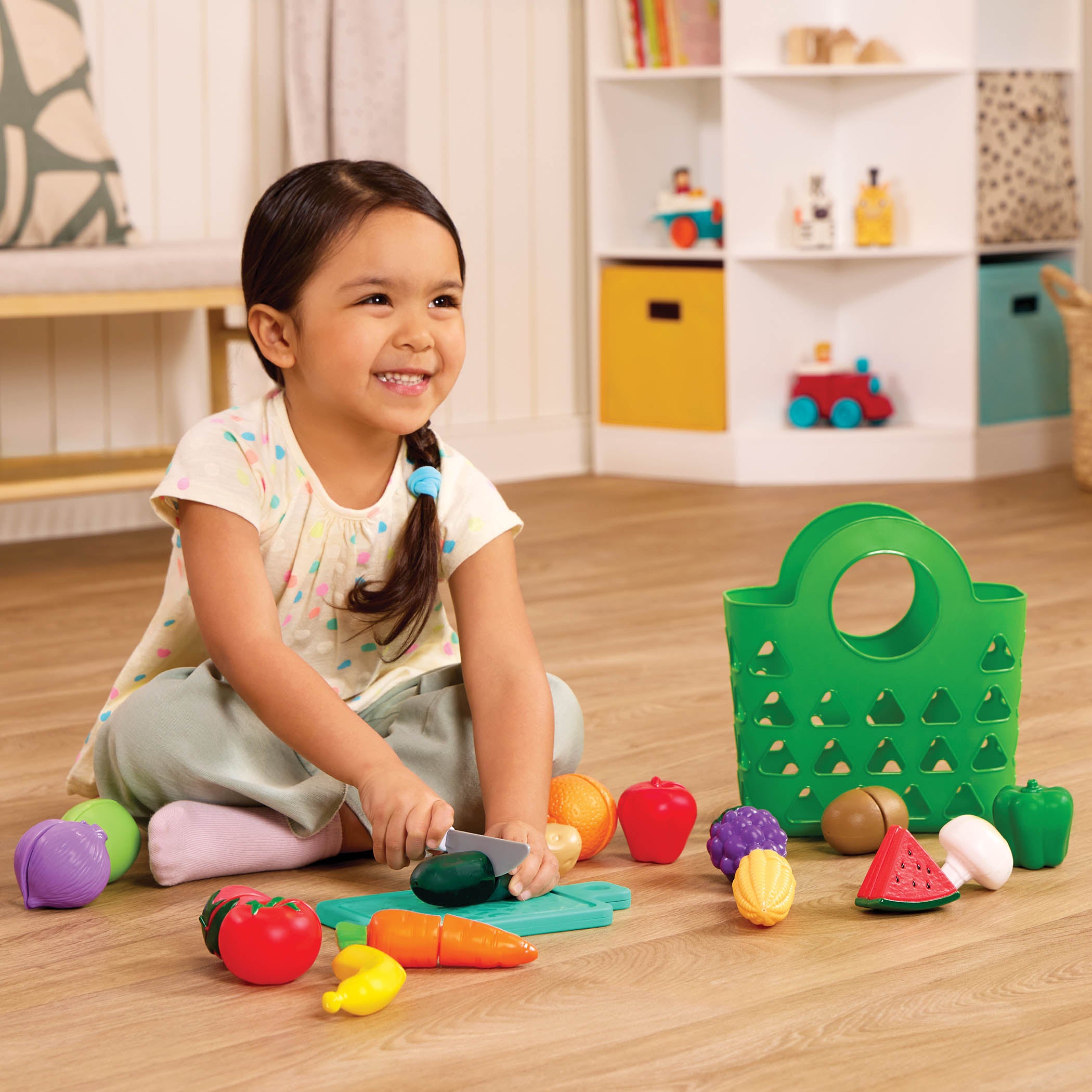 Tote Bag & 16 Toy Fruits & Vegetables