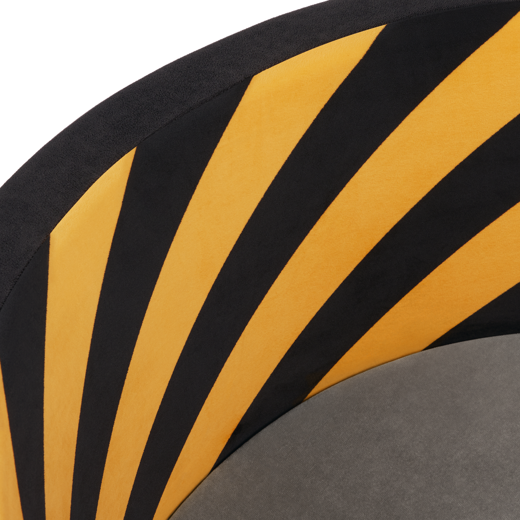 Hop In Ball Pit | Build City