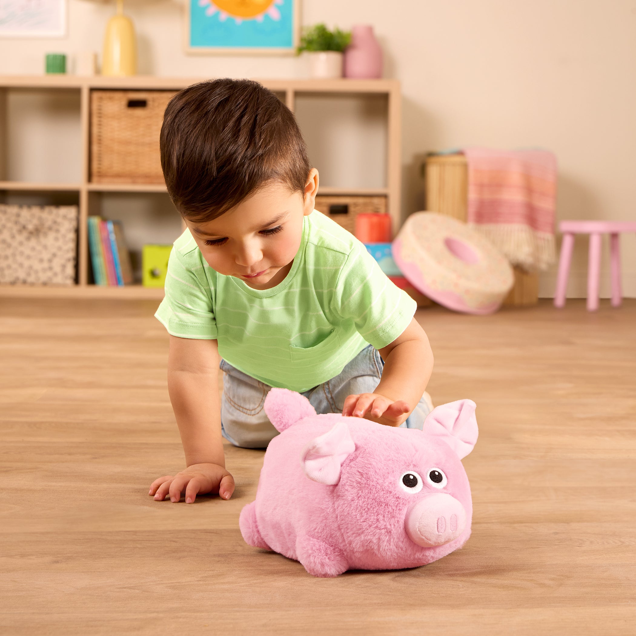 Plush waddle pig toy