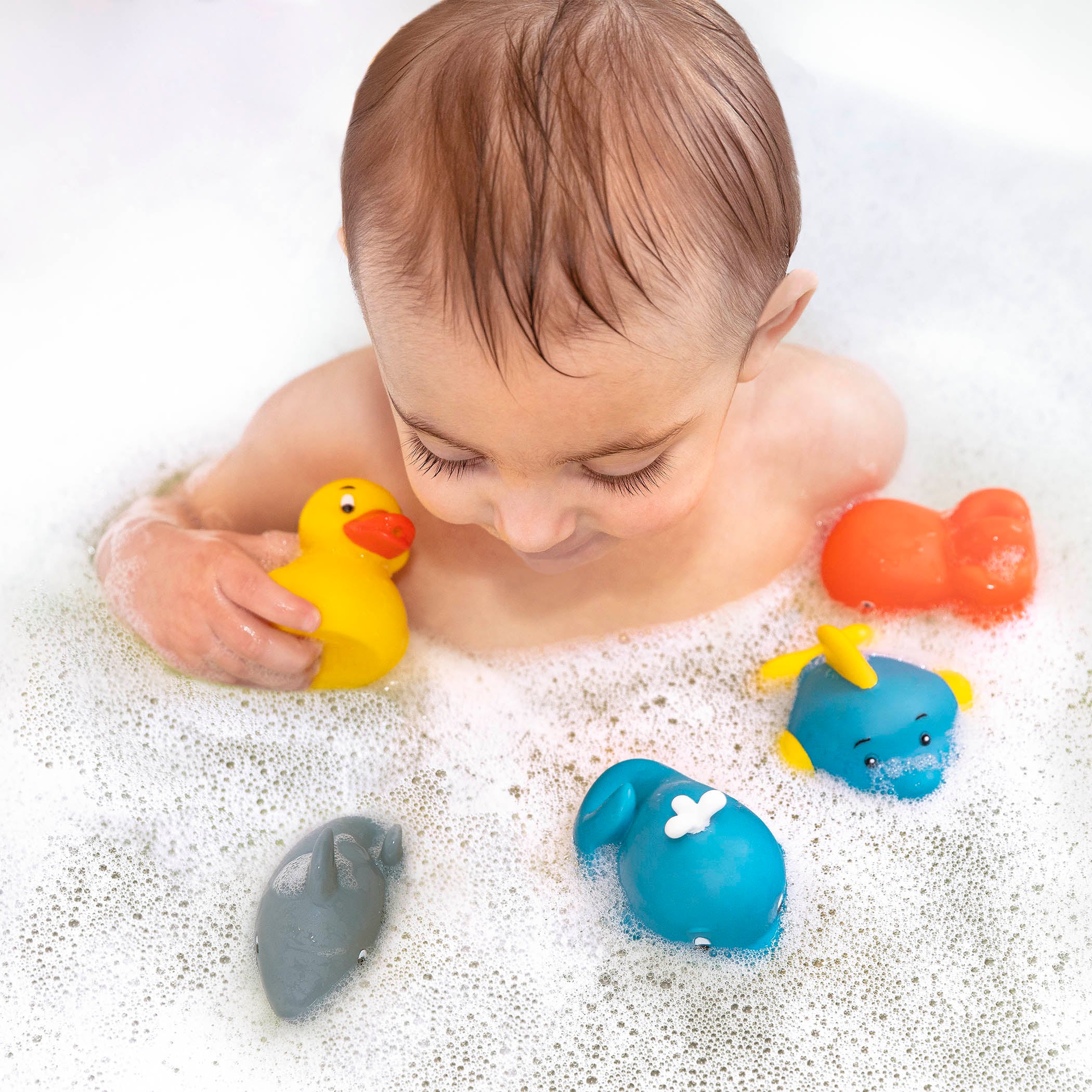 Water squirting bath toys for toddlers and kids.