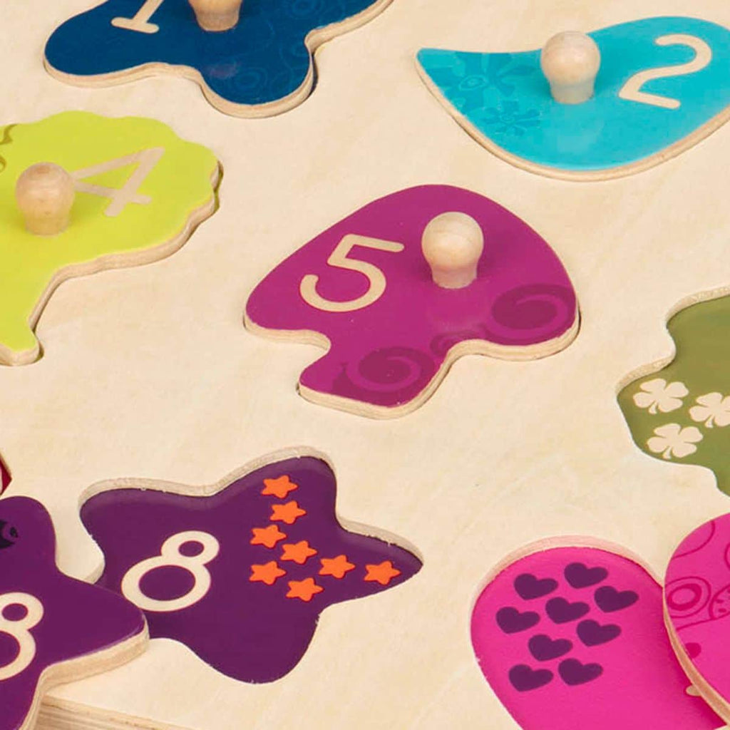 Number-themed wooden peg puzzle