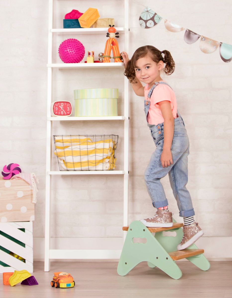 Wooden mint step stool