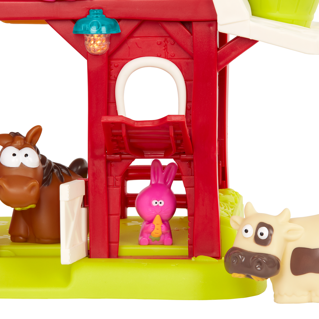 Toy barn with animals.