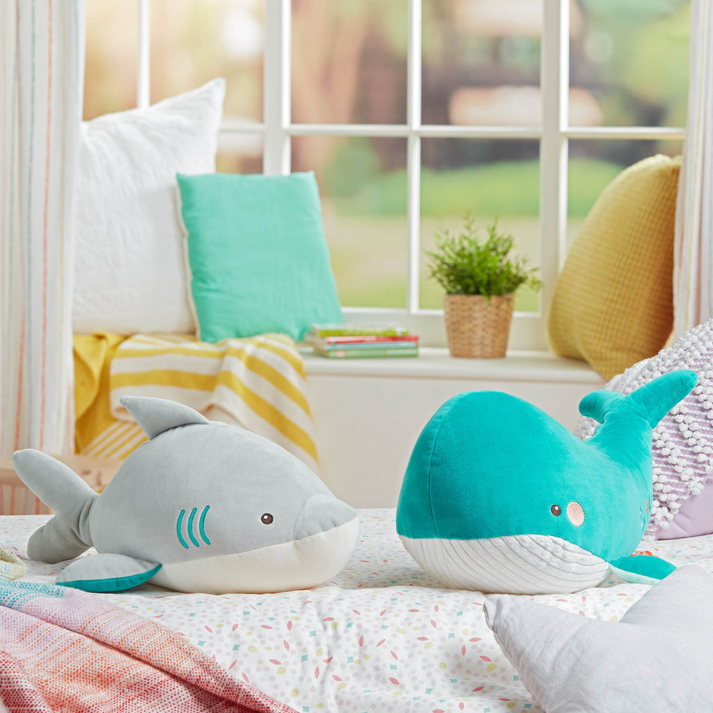 Huggable Squishies - Saylor Shark - B. toys