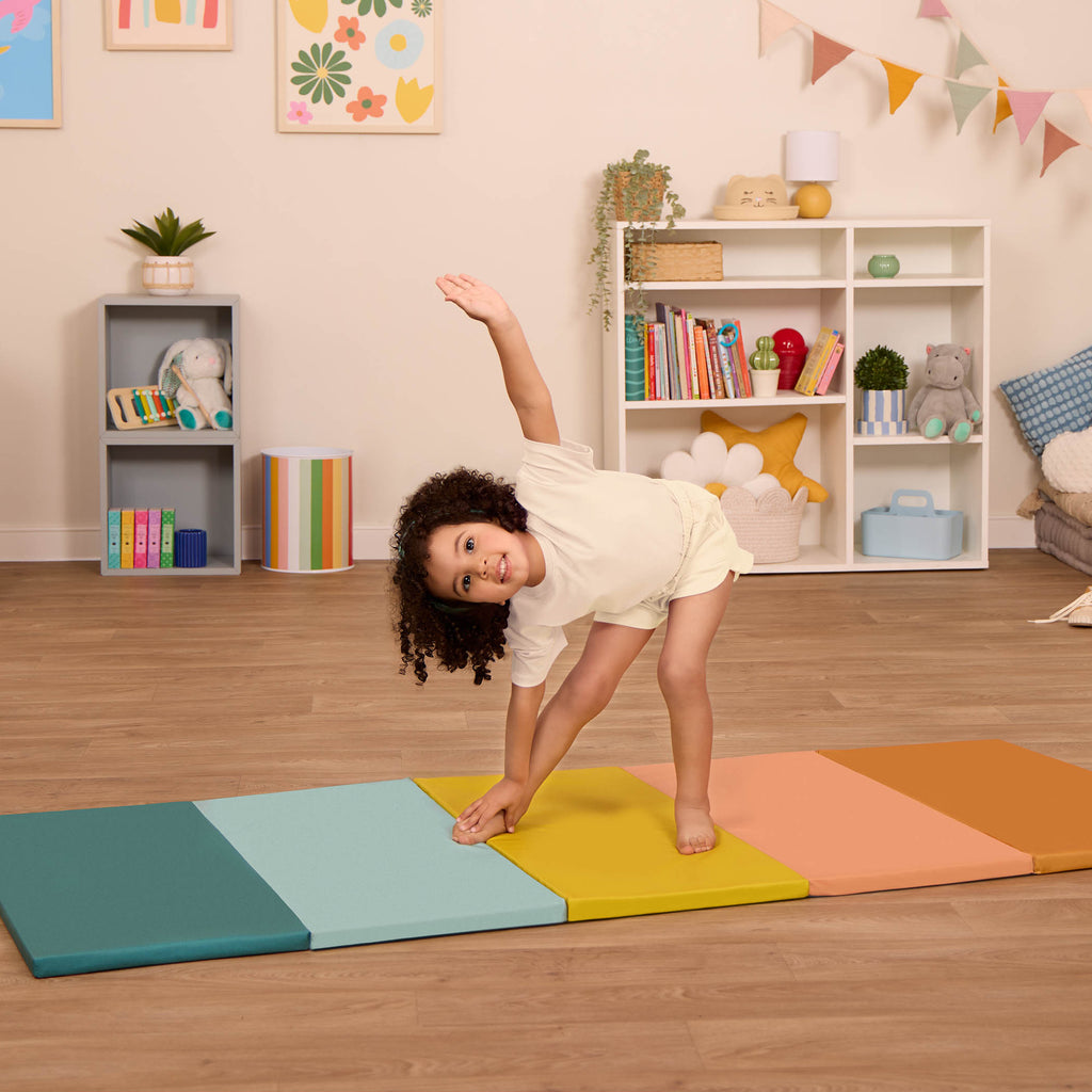 Folding foam play mat for tumbling kids gymnastics