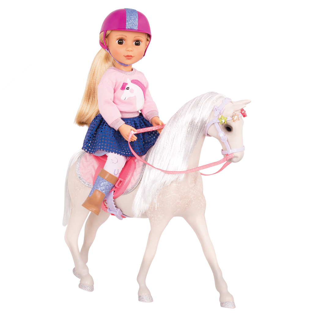 Beige and silver horse with saddle and accessories