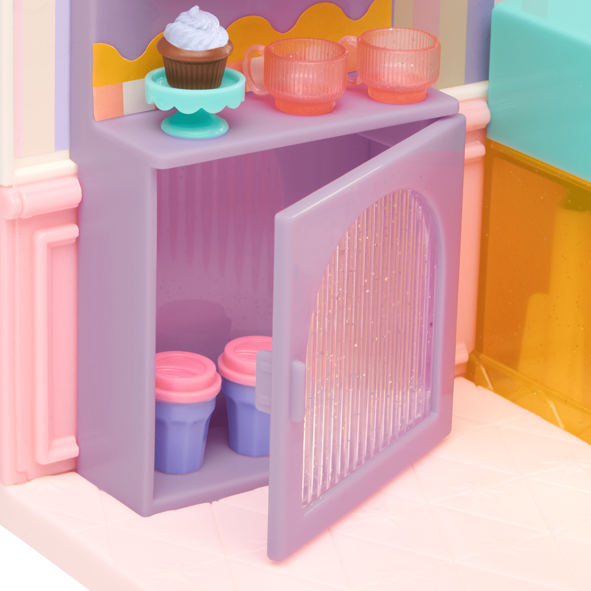 Hugs & Mugs Cafe - Hey Bestie