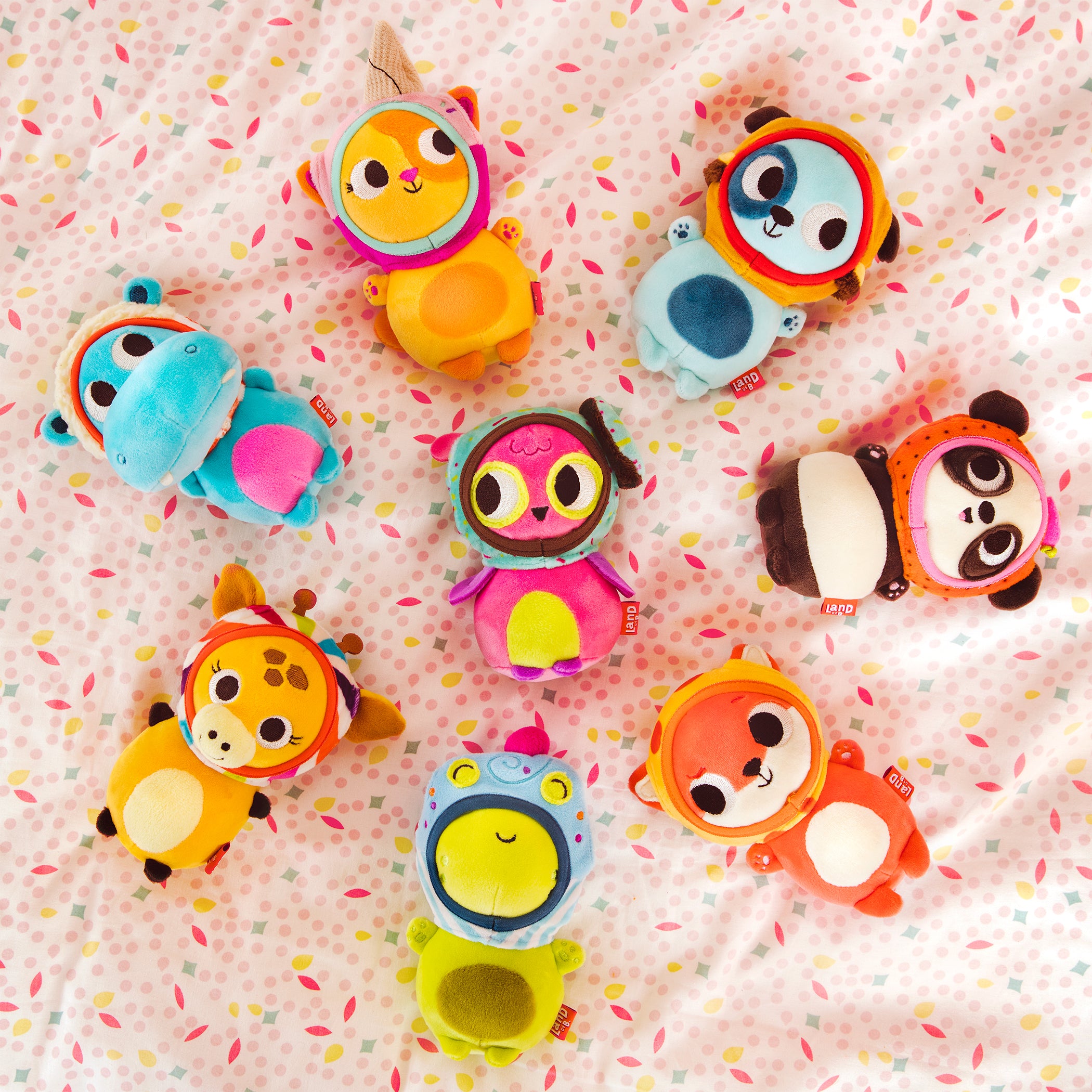 Plush fox with a pizza hood.