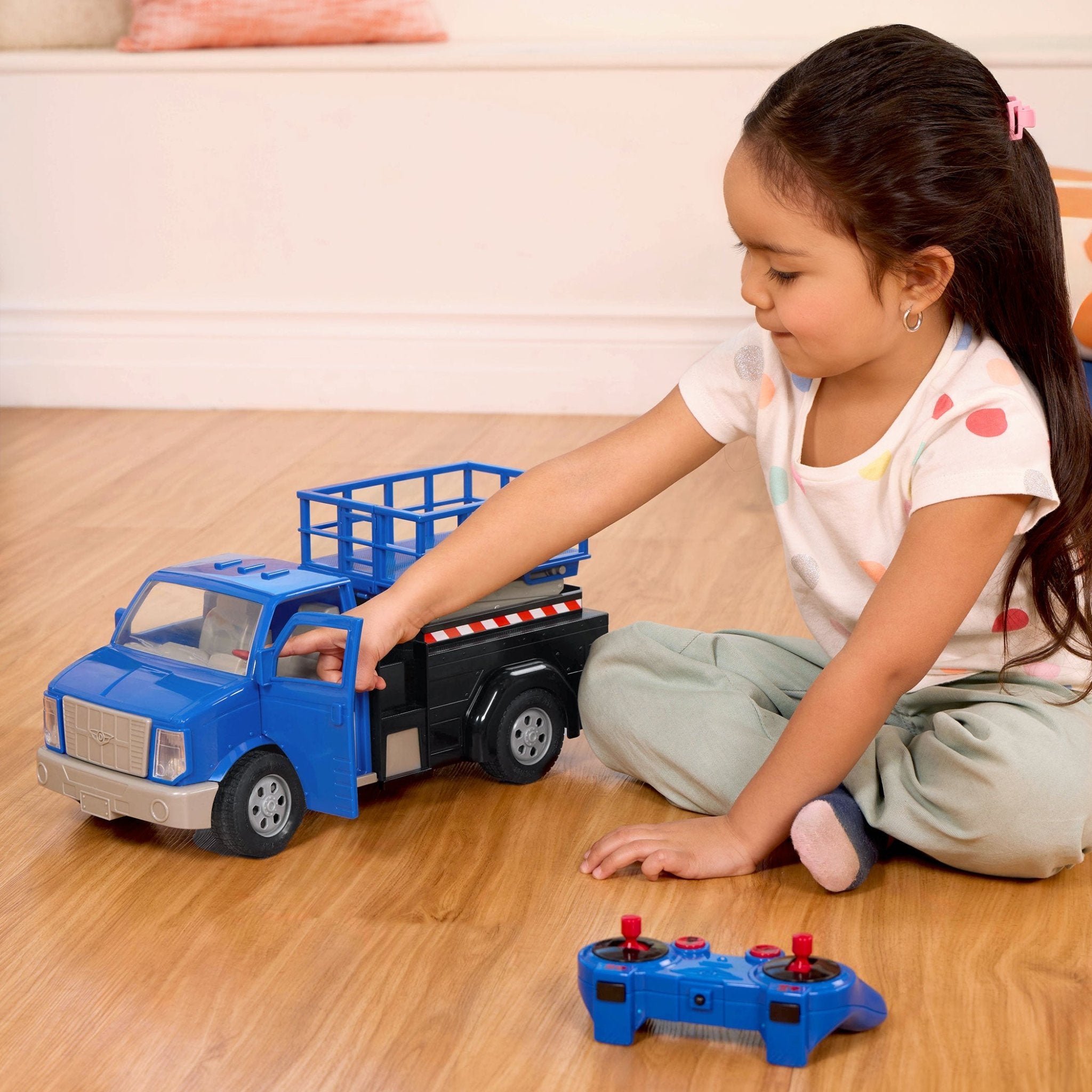 Blue RC scissor lift remote control construction truck for kids