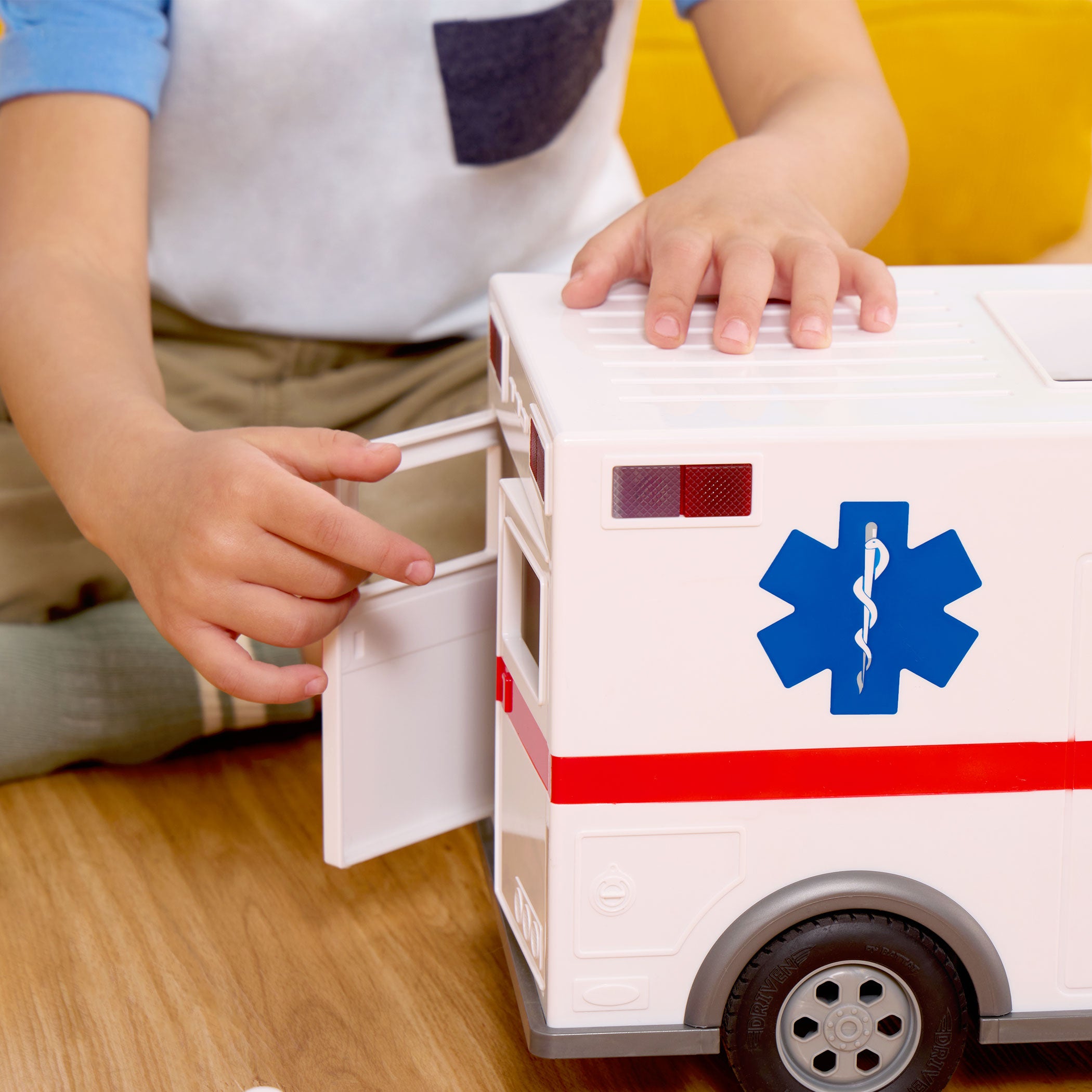 RC remote control ambulance truck
