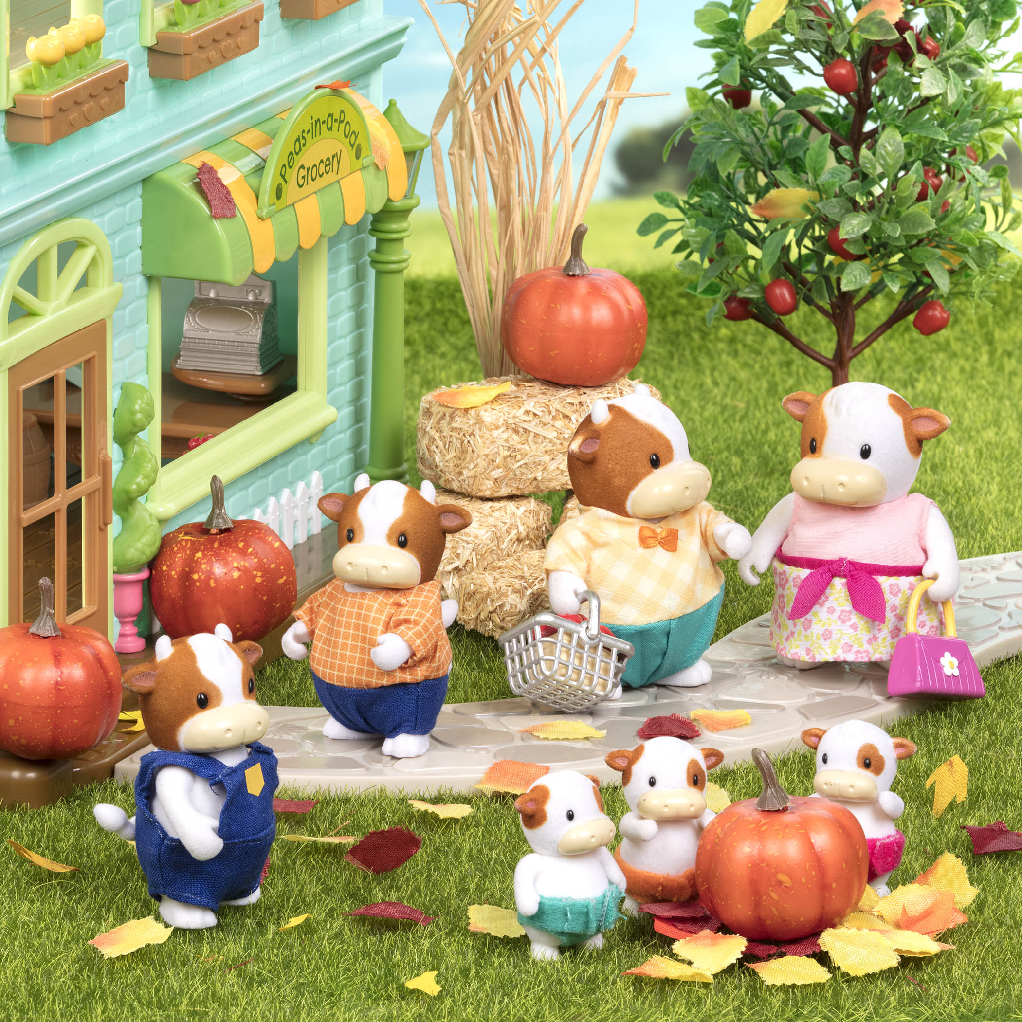 The FitzMoo Cows | Small Animal Figurines | Li'l Woodzeez